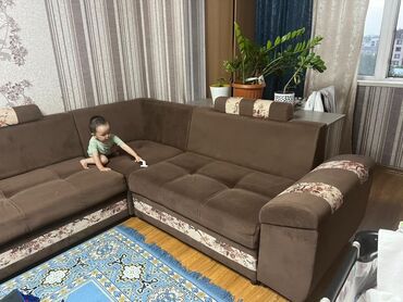 купить бу кровать с матрасом: Раскладной диван, Б/у, Двойной, Велюр