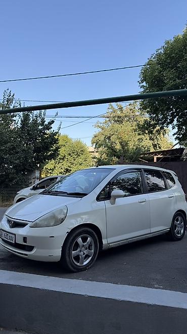 сиденя на фит: Honda Fit: 2003 г., 1.5 л, Вариатор, Бензин, Хэтчбэк — 10