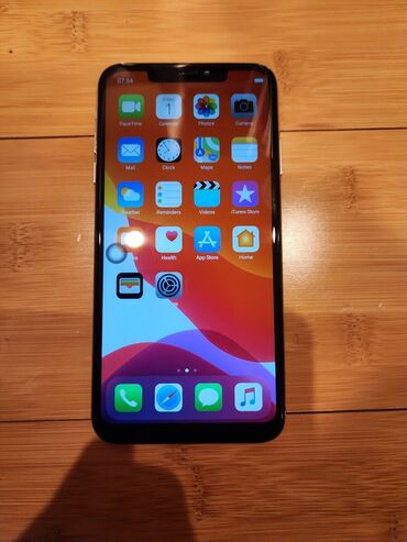 Apple iPhone: IPhone 11 Pro Max, Б/у, 256 ГБ, Зарядное устройство, Защитное стекло, Чехол, 100 %