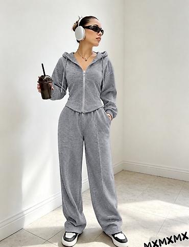 m sara pantalone: Trenerka
3100 din
Donji 112 cm
S M L XL — 4