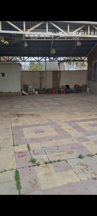 Həyət evləri və villaların satışı: Ikimərtəbəli həyət evi - Plan: 2 mərtəbə, geniş eyvanlı və pilləkənli — 2