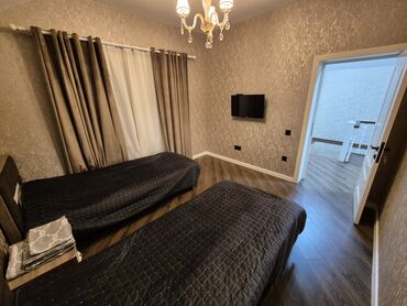 Günlük kirayə evlər: 250 kv. m, 5 otaqlı, Artezian quyusu, Kanalizasiya, Kombi — 10