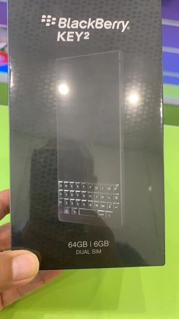blackberry telefon: Blackberry Key2, 128 GB, rəng - Qara