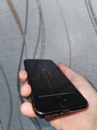 Apple iPhone: IPhone 7, Qara, Barmaq izi — 2