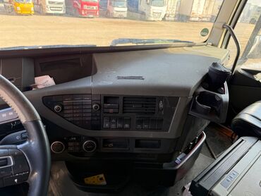 Тягачи: Тягач, Volvo, 2014 г. — 5