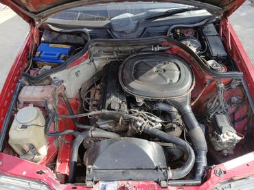 Mercedes-Benz: Mercedes-Benz E-Class: 1988 г., 2.3 л, Механика, Бензин, Седан — 15