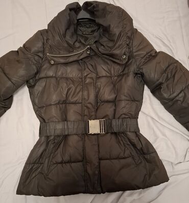 moncler zenske jakne: M (EU 38), Jednobojni, Sa postavom, Perje