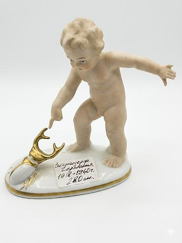 Фарфоровая статуэтка — оригинальное изделие среднего размера lalafo.az -da Фарфоровая статуэтка — оригинальное изделие среднего размера