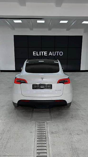 Tesla: Tesla Model Y: 2021 г., Автомат, Электромобиль, Кроссовер — 2