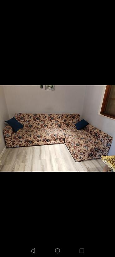 kravat gence: Künc divan – açılıb-bağlanan, çiçək naxışlı parçalı model. - Funksiya — 1