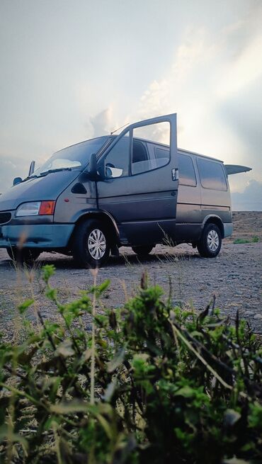 купить литые диски r14: Ford Transit: 2000 г., 2.5 л, Механика, Дизель, Вэн/Минивэн