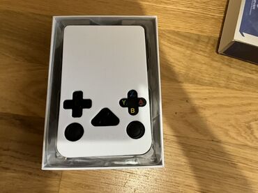 Oyun konsolu təmiri: Game Master R36S portativ oyun konsolu : Xüsusiyyətlər: - Model: R36S — 4