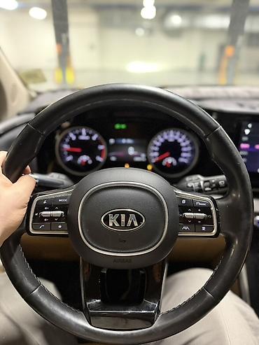 Kia: Kia Carnival: 2021 г., Минивэн — 9