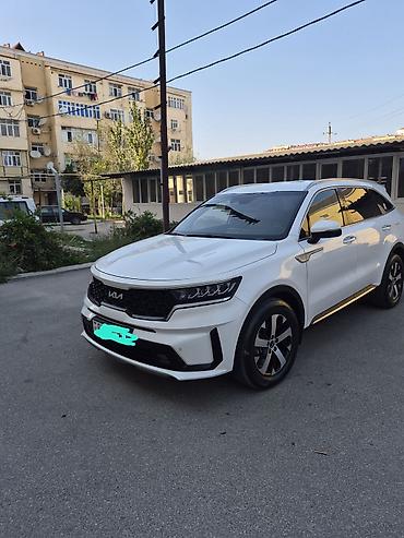 lizing avtomobiller: Kia Sorento – ağ mirvari rəngli, müasir dizaynlı 5yer nəfərlik SUV — 1
