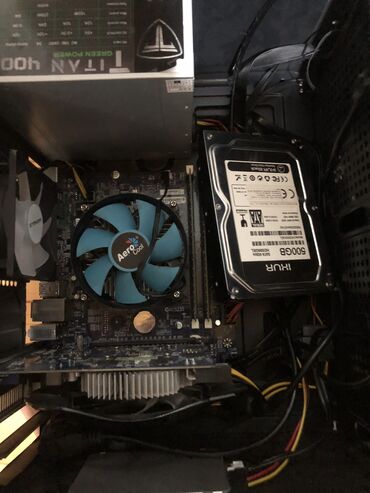 Sərt disklər (HDD): Ssd256gb-30m hard disk500gb-25m ekran karti navida gtx 650oç 2gb