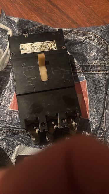Elektrik avtomat, 3 faza, Ödənişli quraşdırma, Kredit yoxdur, Zəmanətsiz