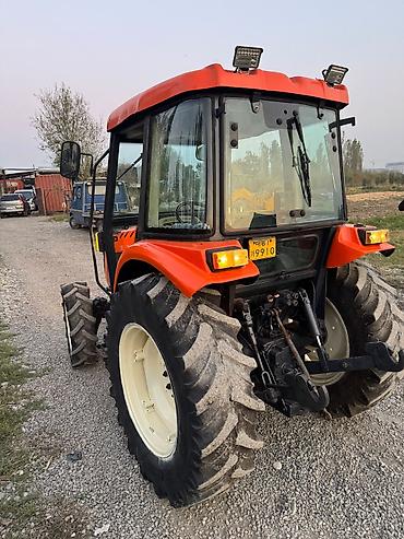 3s gte: Трактор Daedong DK500 с закрытой кабиной. Компактный — 2