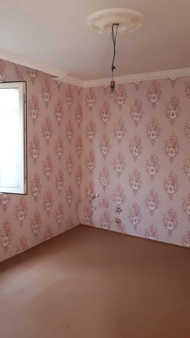 Həyət evləri və villaların satışı: Binəqədi qəs. 2 otaqlı, 52 kv. m, Kredit yoxdur, Orta təmir