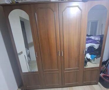Dolablar: İşlənmiş, Açılan, 4 qapılı Düz dolab, Qarderob, paltar dolabı, Belarusiya lalafo.az -da Dolablar: İşlənmiş, Açılan, 4 qapılı Düz dolab, Qarderob, paltar dolabı, Belarusiya