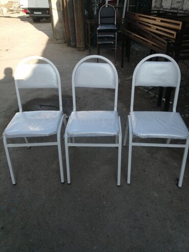 Restoran mebeli: Stulllar 13manatdan başlayır 60manata qeder Stollar Masalar Ofis — 24