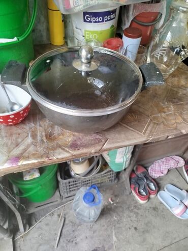 посуда из меди: Глубокая сковорода-казан с крышкой - Материал чаши: металл (толстые