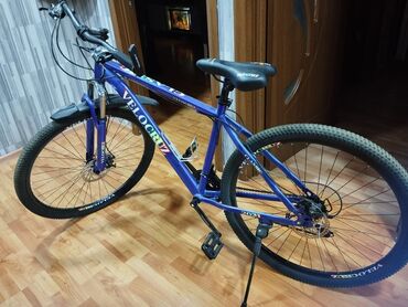 16 liq velosiped: Новый Городской велосипед Velocruz, 29", Самовывоз