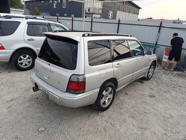 машина субару аутбек: Subaru Forester: 2000 г., 2 л, Автомат, Бензин
