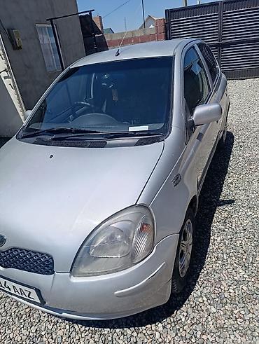range over: Toyota Vitz: 1999 г., 1 л, Автомат, Бензин — 5