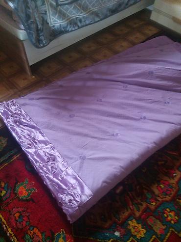 havalı döşek: Taxt yorgani istifade edilmeyib gence naxisi ile sirinib ela yunu var — 2