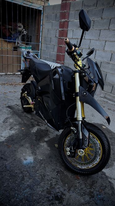 Мотоциклы: Электро мотоцикл Новая резина за 5400сом Новые акамуляторы 6 штук за — 11