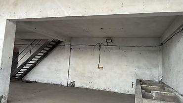 ква: 180 м², Первая линия, С отдельным входом, С отдельным санузлом — 2