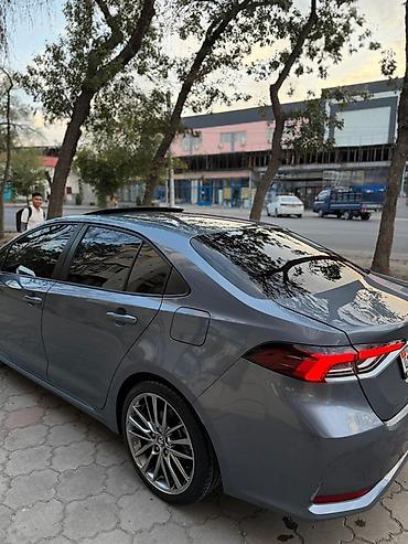 Toyota: Toyota Corolla: 2023 г., 1.8 л, Автомат, Гибрид, Седан — 11