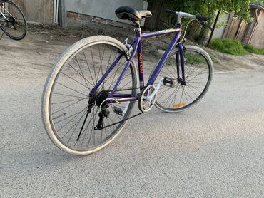 Велосипеды: Продаю велосипед шоссейный Корейский алюминий Размер колёс 28