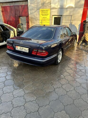 Mercedes-Benz: Mercedes-Benz E-Class: 2000 г., 3.2 л, Автомат, Бензин, Седан — 4