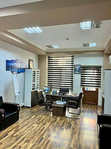 Коммерческая недвижимость: İcarəyə verilir 3 otaqlı ofis 90 m², Nəriman Nərimanov m. Daha 7 — 4