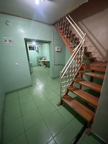 Продажа коттеджей и домов: 6 комнат и более, 450 м², 6 соток, Бишкек, Кызыл Аскер Собственник — 12