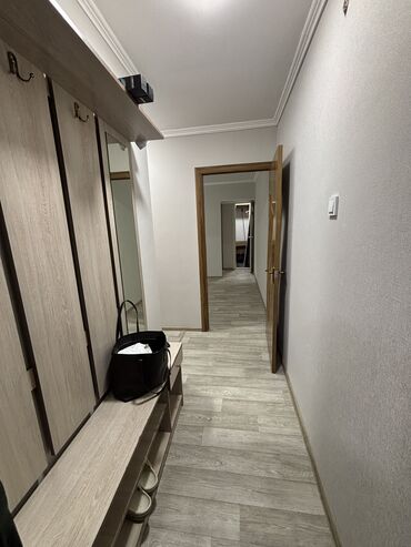 3 комнатные квартиры бишкек: 2 комнаты, 45 м², 104 серия, 3 этаж, Евроремонт
