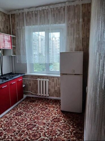 квартира в аренду в оше: 2 бөлмө, 49 кв. м, 105-серия, 4 кабат, Косметикалык ремонт