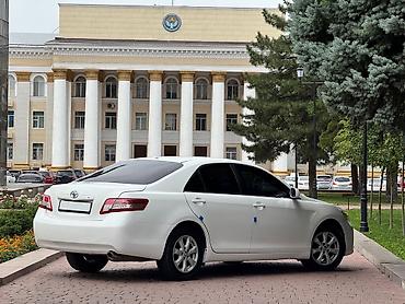 Toyota: Toyota Camry: 2010 г., 2.5 л, Автомат, Бензин, Седан — 7