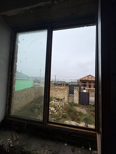 Həyət evləri və villaların satışı: Satılır: 2 mərtəbəli yarımçıq tikili (daş ev) - Tikinti materialı — 13