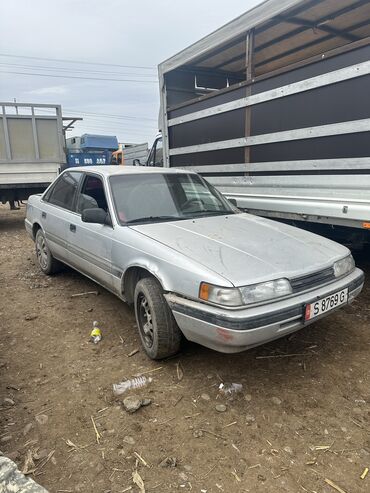 Mazda: Mazda 626: 1987 г., 2.2 л, Механика, Бензин