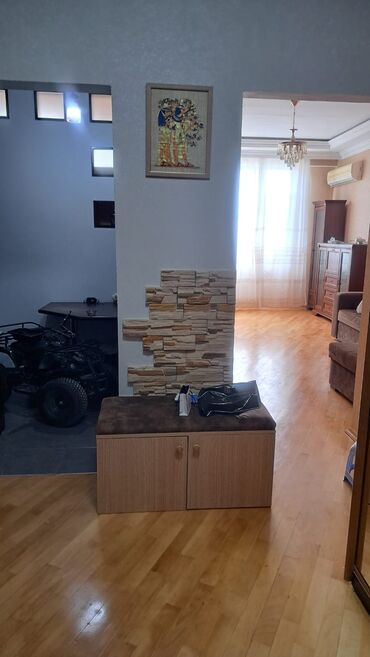 Uzunmüddətli kirayə mənzillər: 1 otaqlı mənzil – tam mebel və texnika ilə Planlaşdırma: - Geniş — 7