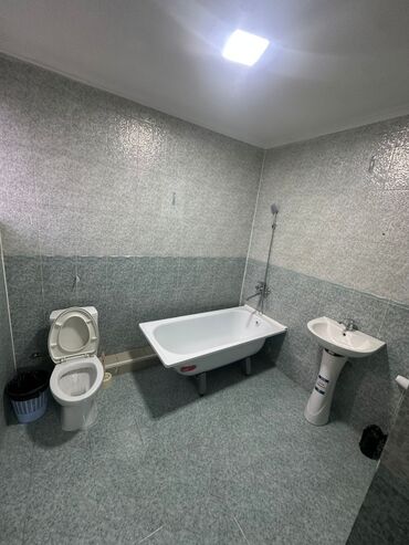 Офисы: Сдаю Офис, 215 м², В частном доме, С отдельным входом, С отдельным сан узлом, С последующим выкупом — 15