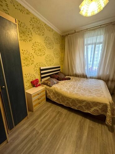 Uzunmüddətli kirayə mənzillər: Gənclik,Ayna Sultanova,heykəlin yaxınlığında,5 mərtəbəli tikilinin — 2