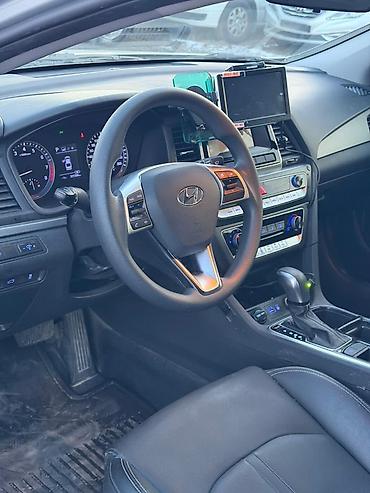 Hyundai: Hyundai Sonata: 2020 г., 2 л, Автомат, Газ, Седан — 8