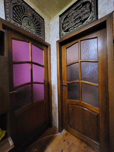 Окна, двери, ворота: Təcili satılır.3 qapıdır şam ağacından hazırlanmışdır.Qiymət 180 azn(1