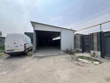 аренда помещения на ошском рынке: Сдается в аренду просторное складское помещение. Ангар имеет большие