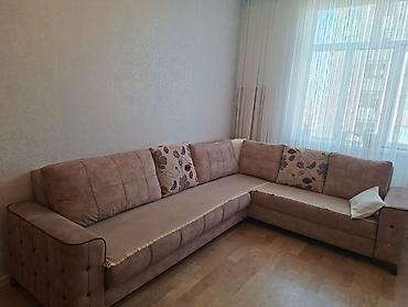 bakida bağ evlerine baxmaq: Divan 500azn Nabuk matreal Bazali Defektsiz Temiz Unvan: West Town — 1