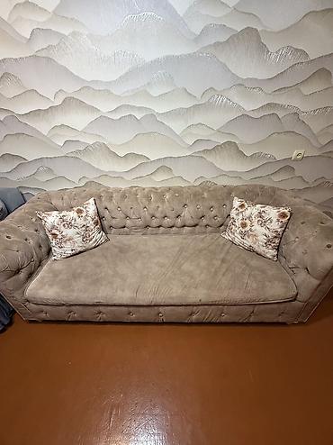 işdəmiş divan: Divan yaxwi veziyyetde kocnen elaqedar satilir 80 azn son qiymet — 1