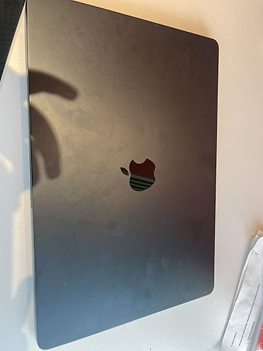 apple macbook air m1: Macbook air m2 15 inch 
8 256 yaddaş 
Usb ve adaptr üstünde verilir — 2